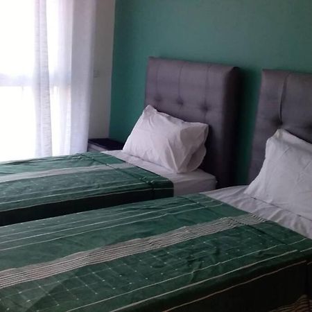 Appartement Familial Luxueux Pieds Dans L'Eau Aourir Exterior foto
